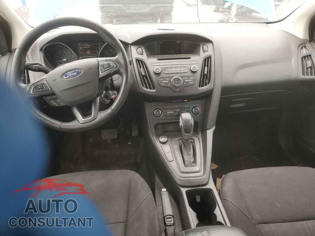 FORD FOCUS 2017 - 1FADP3F21HL219573