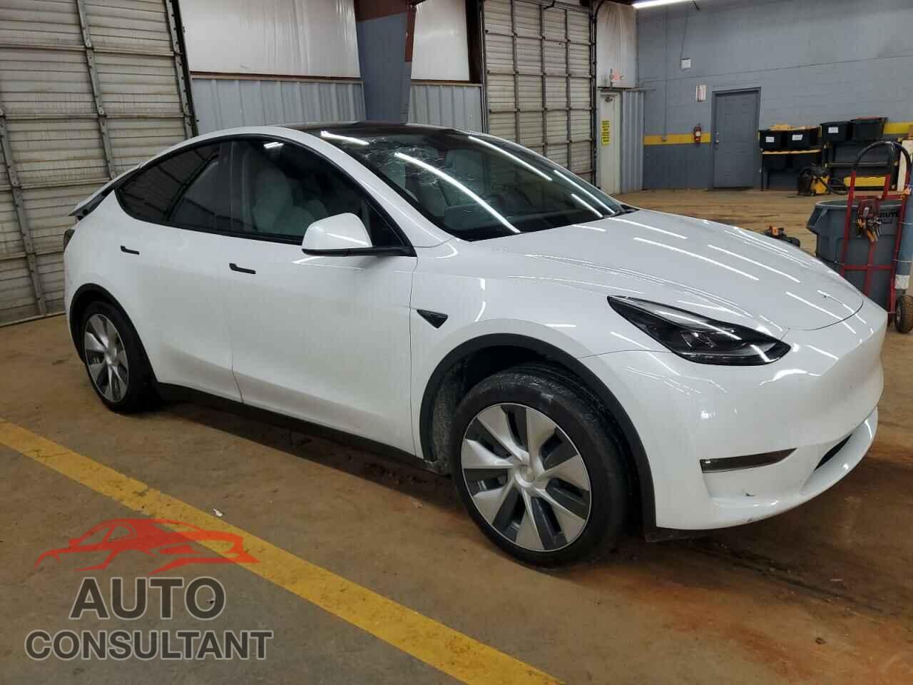 TESLA MODEL Y 2023 - 7SAYGDEE9PF634738