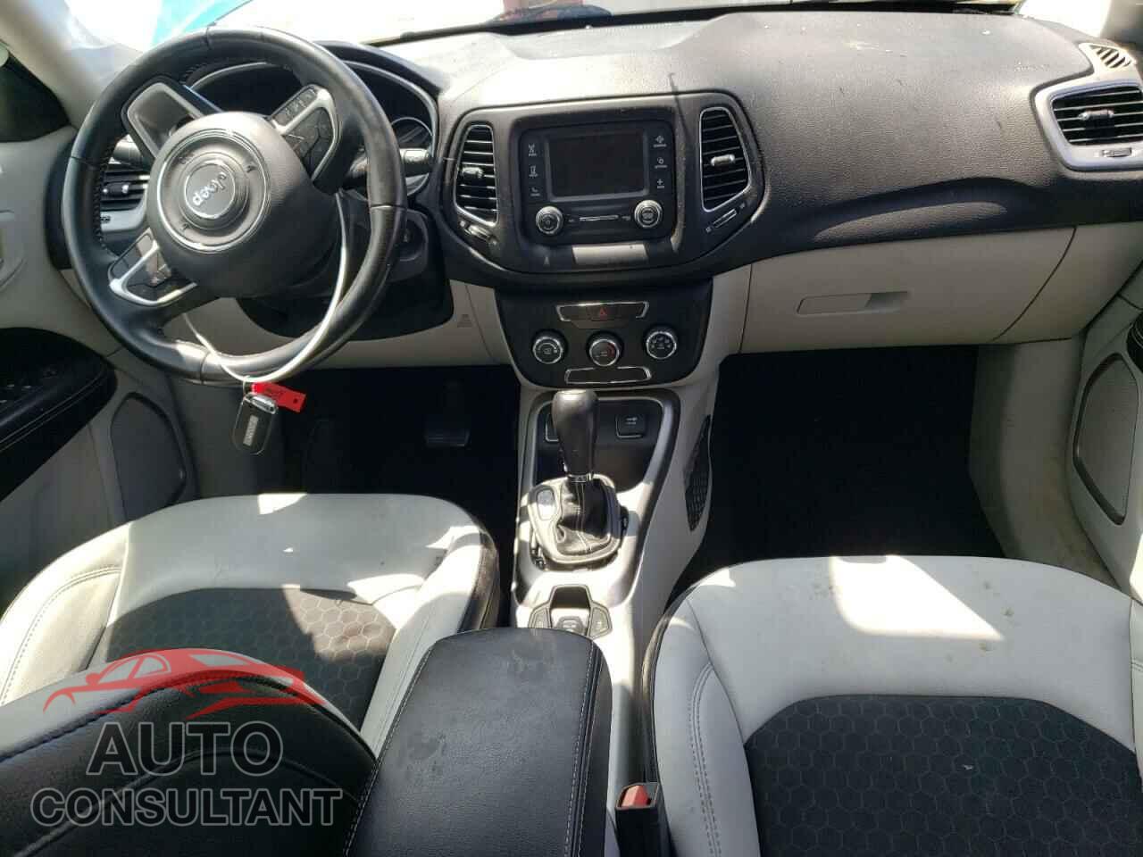 JEEP COMPASS 2018 - 3C4NJCBB0JT461240
