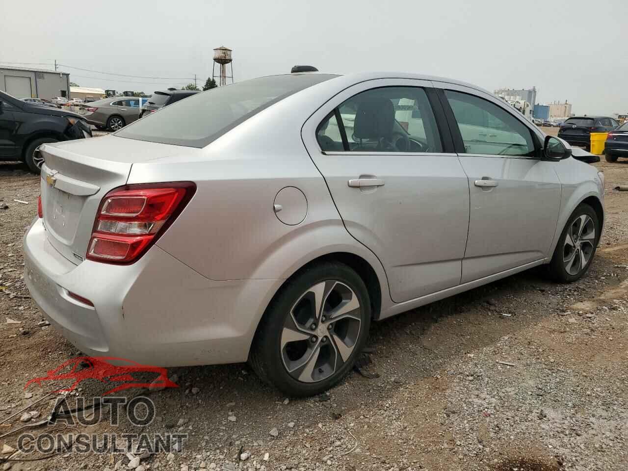 CHEVROLET SONIC 2020 - 1G1JF5SB9L4115037