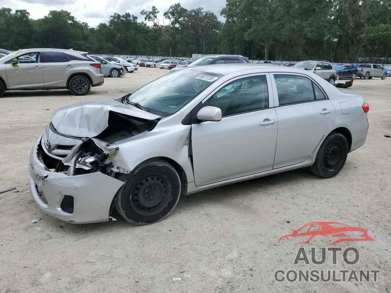 TOYOTA COROLLA 2013 - 2T1BU4EE3DC929698