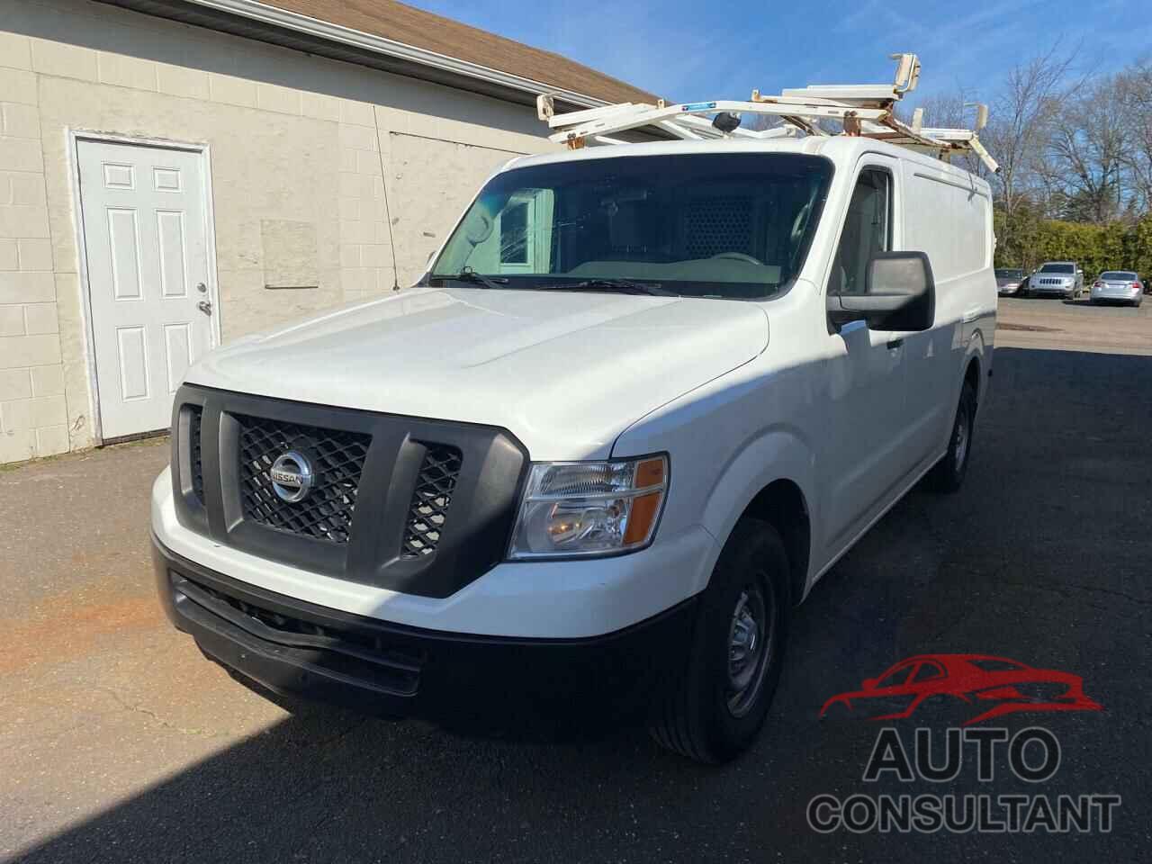 NISSAN NV 2018 - 1N6BF0KY8JN810813