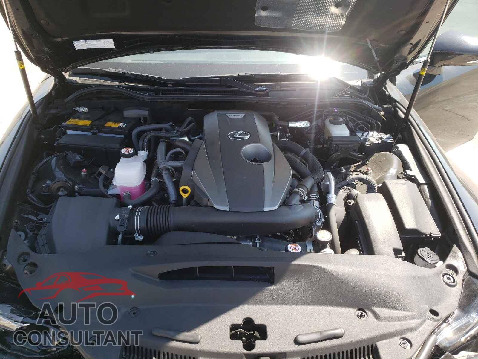 LEXUS IS 2020 - JTHAA1D29L5104253