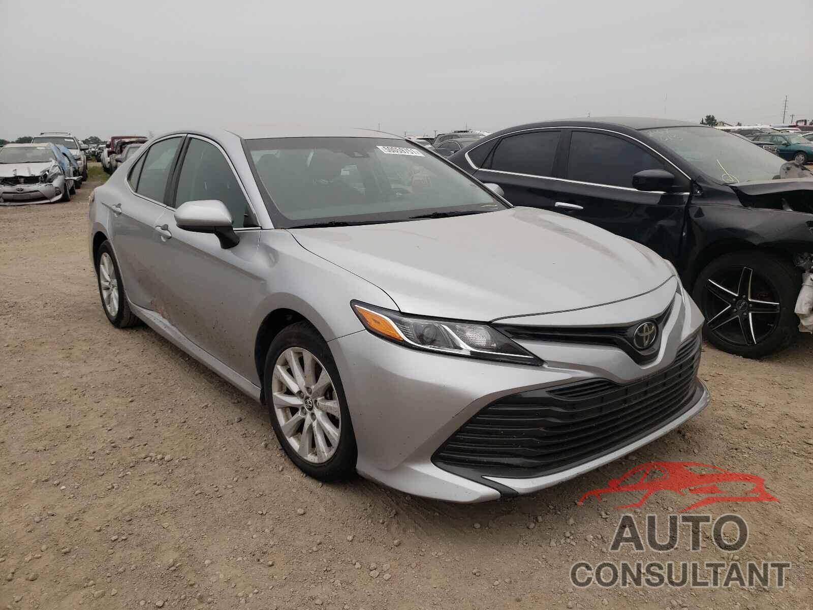 TOYOTA CAMRY 2018 - 4T1B11HK4JU123159