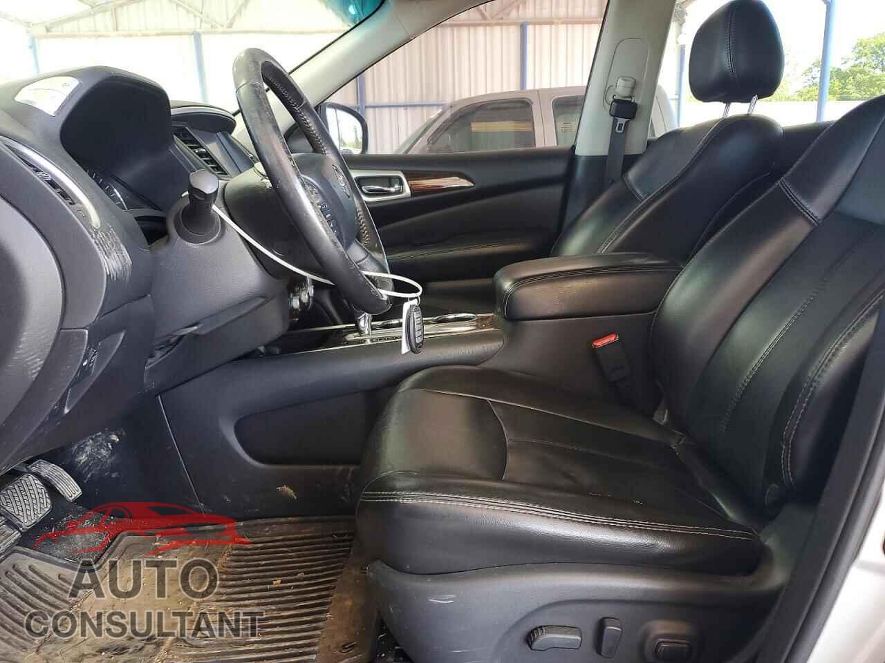 NISSAN PATHFINDER 2014 - 5N1AR2MN3EC688332