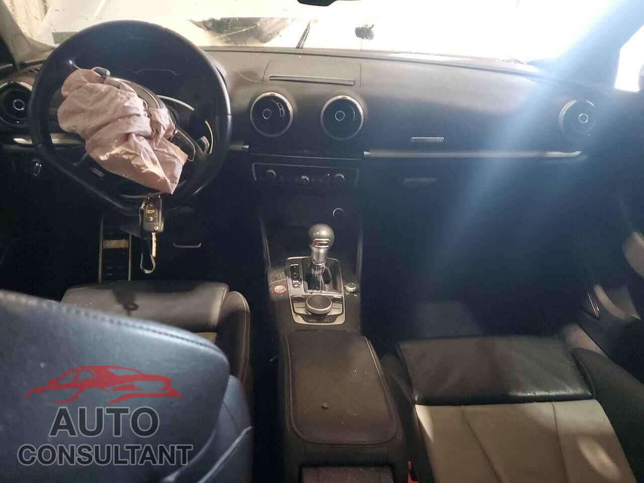 AUDI A3 2015 - WAUBFGFF6F1060280