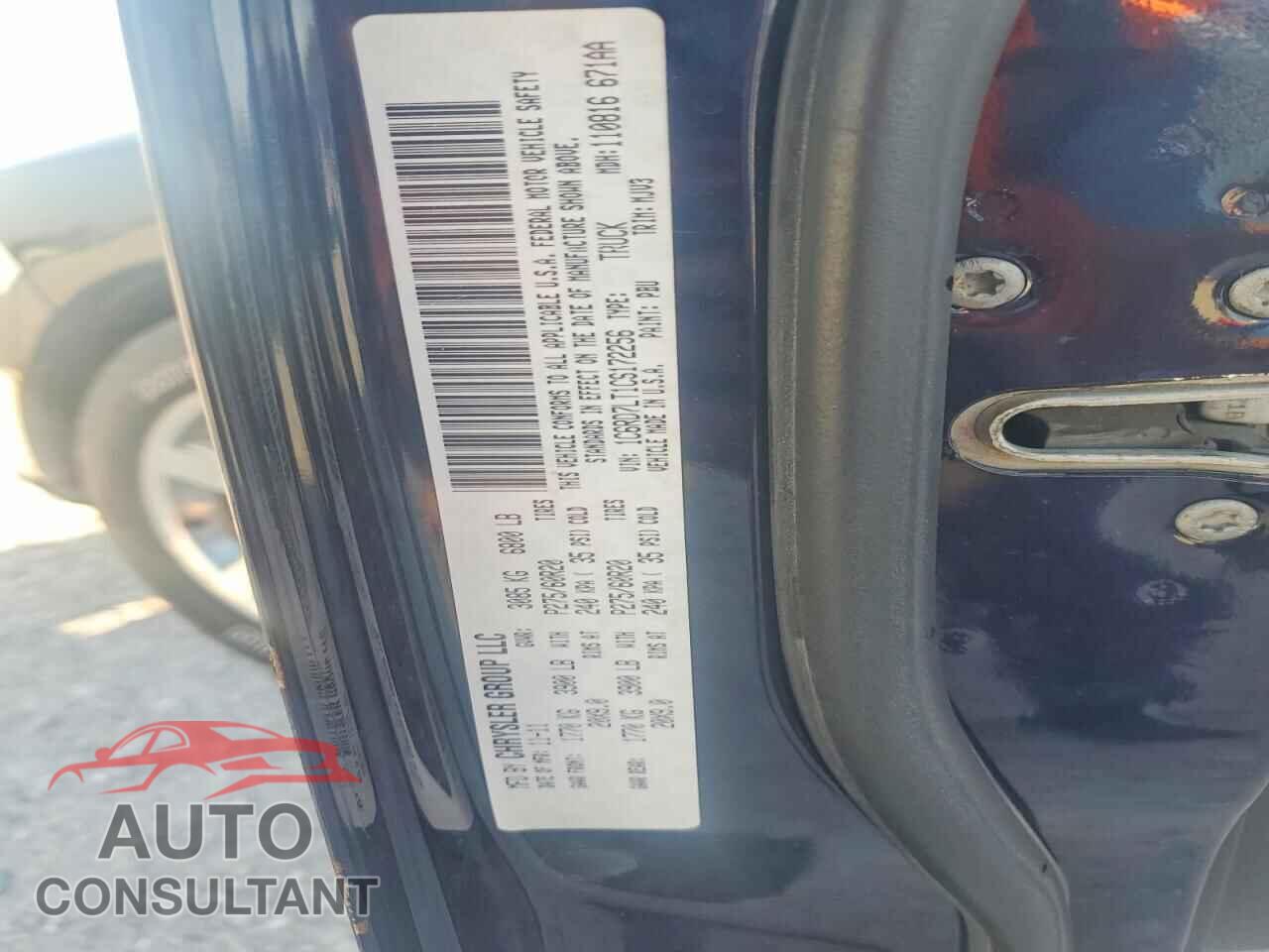 DODGE RAM 1500 2012 - 1C6RD7LT1CS172256
