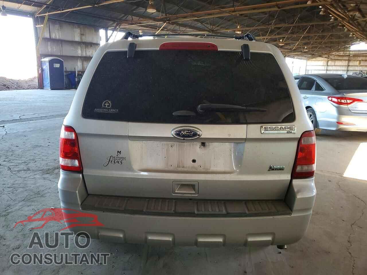 FORD ESCAPE 2011 - 1FMCU0DG2BKB73157