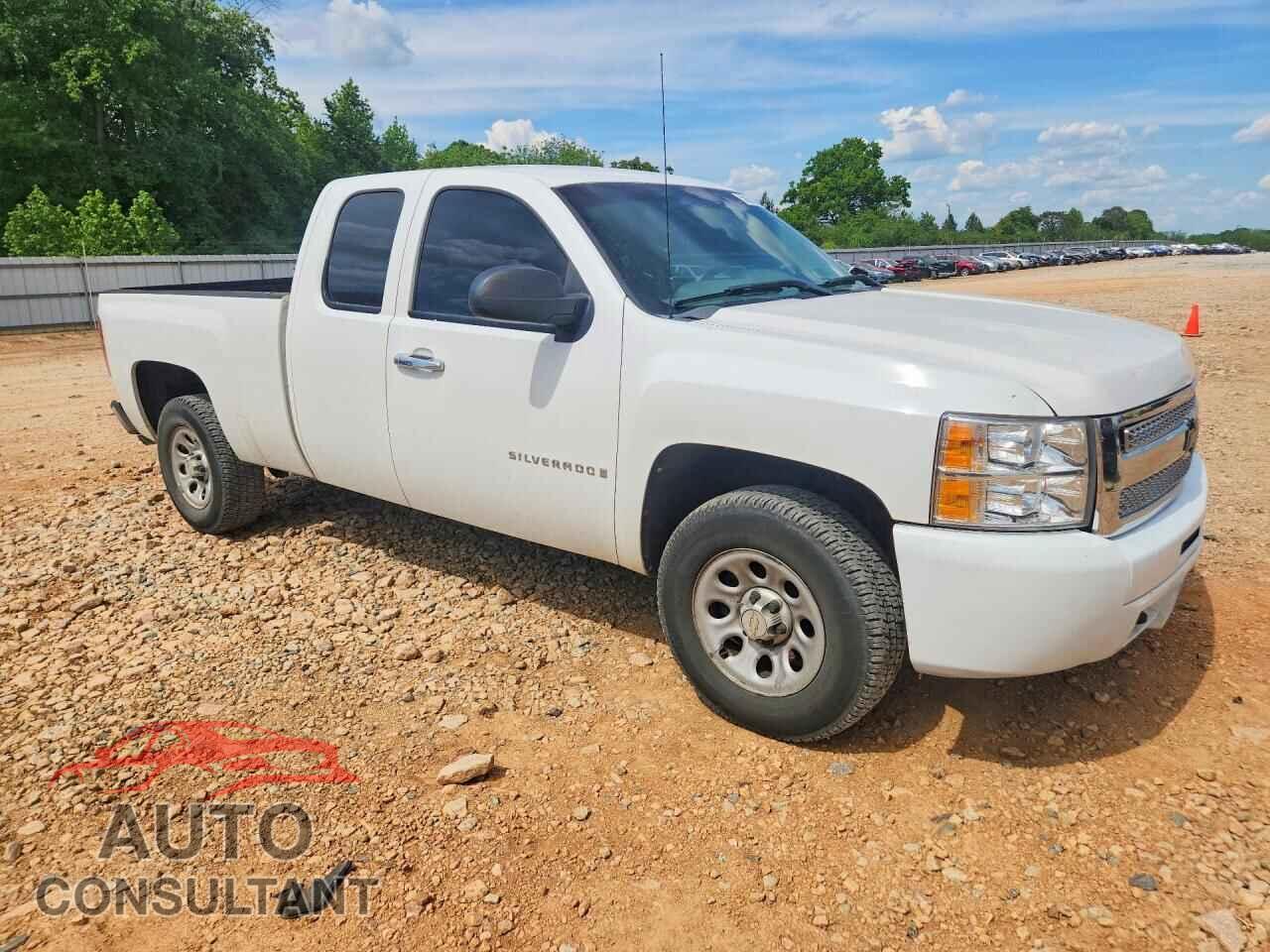 CHEVROLET SILVERADO 2009 - 1GCEC19069Z212190