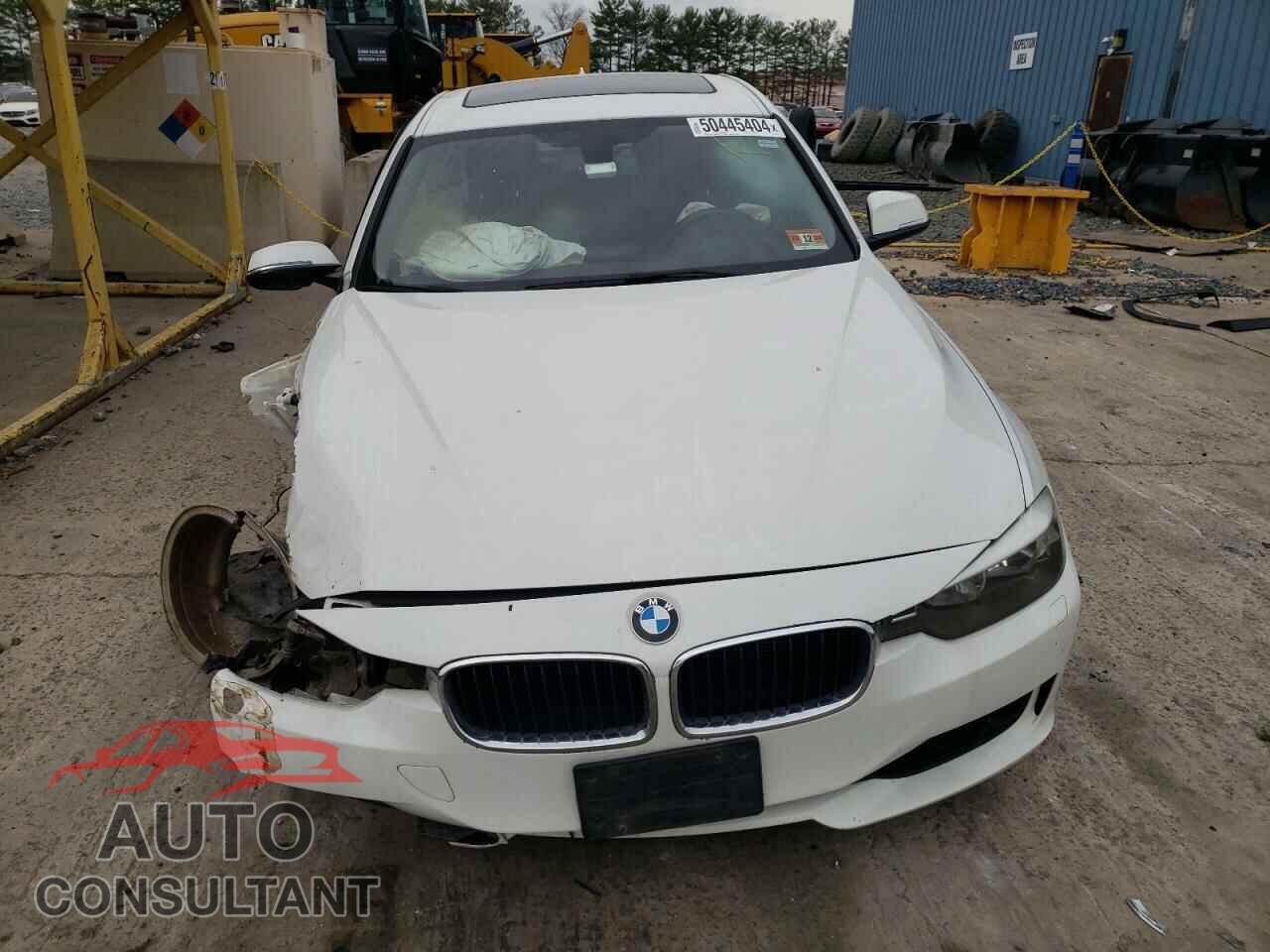 BMW 3 SERIES 2013 - WBA3B5G59DNS04579