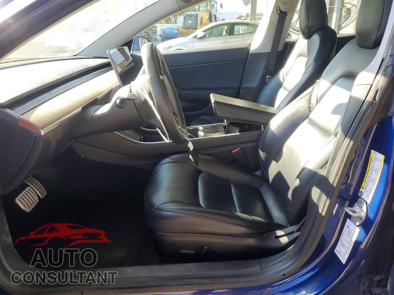 TESLA MODEL 3 2020 - 5YJ3E1EC1LF713924