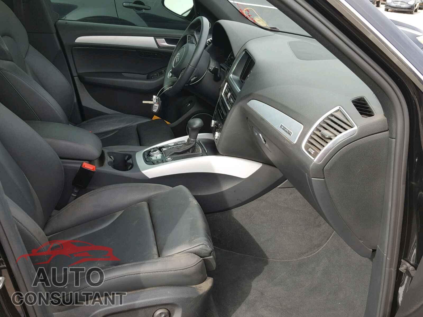 AUDI Q5 2017 - WA1M2AFPXHA047526