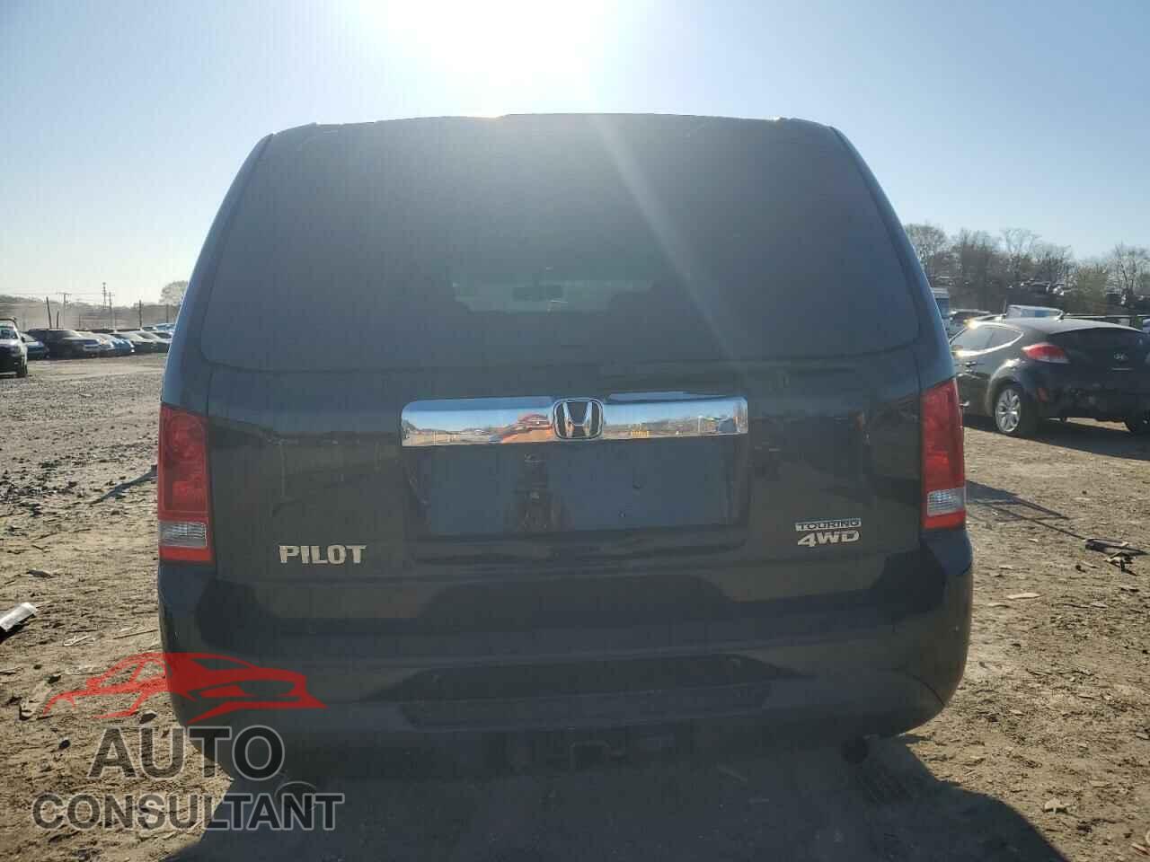 HONDA PILOT 2012 - 5FNYF4H96CB076730