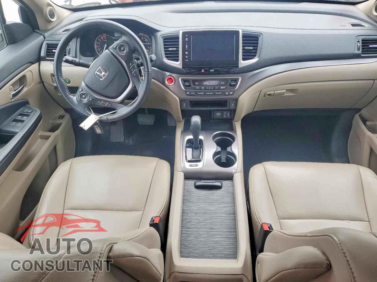 HONDA PILOT 2018 - 5FNYF6H54JB046115