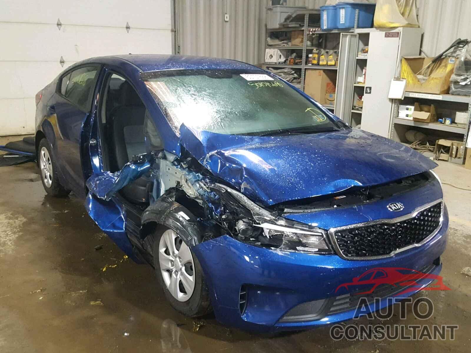 KIA FORTE 2018 - 3KPFL4A72JE247758