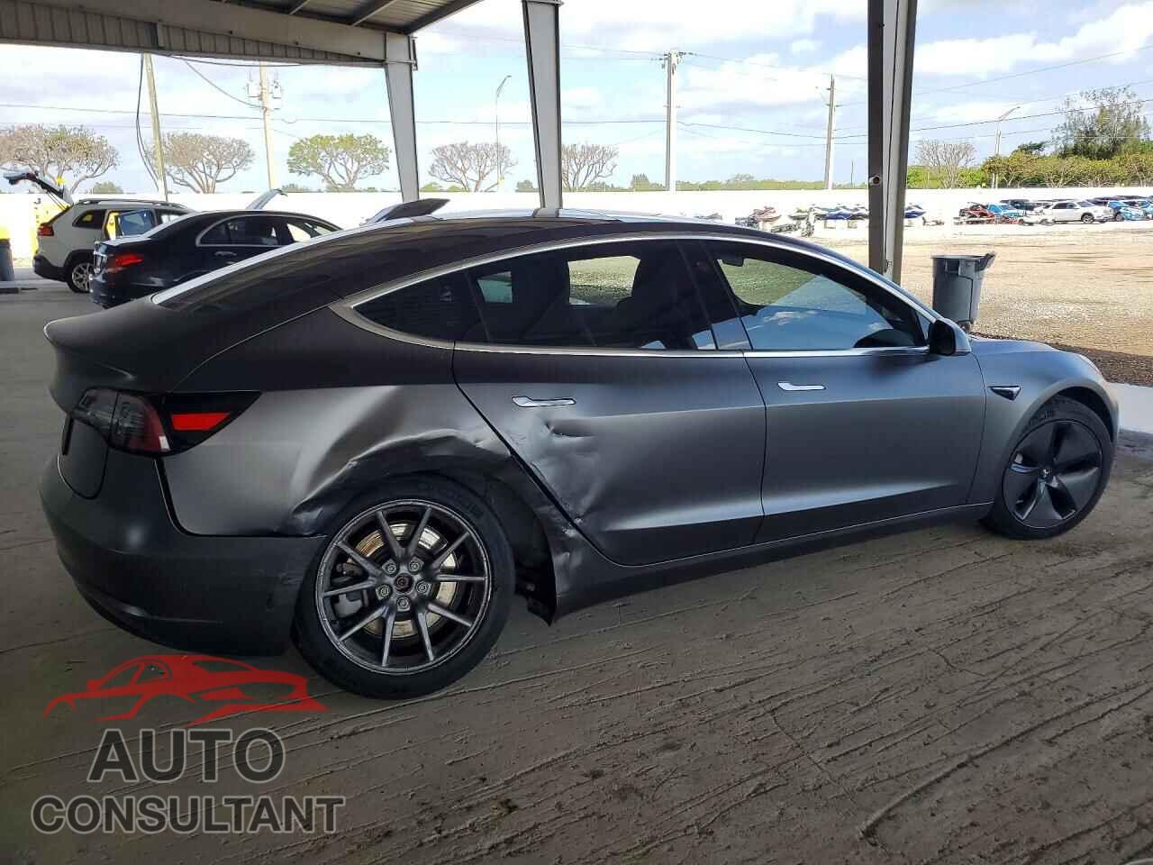 TESLA MODEL 3 2019 - 5YJ3E1EB4KF191182