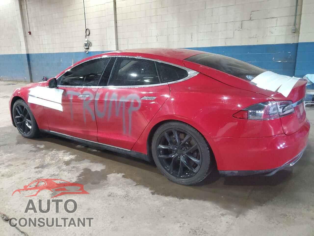 TESLA MODEL S 2013 - 5YJSA1CNXDFP09352