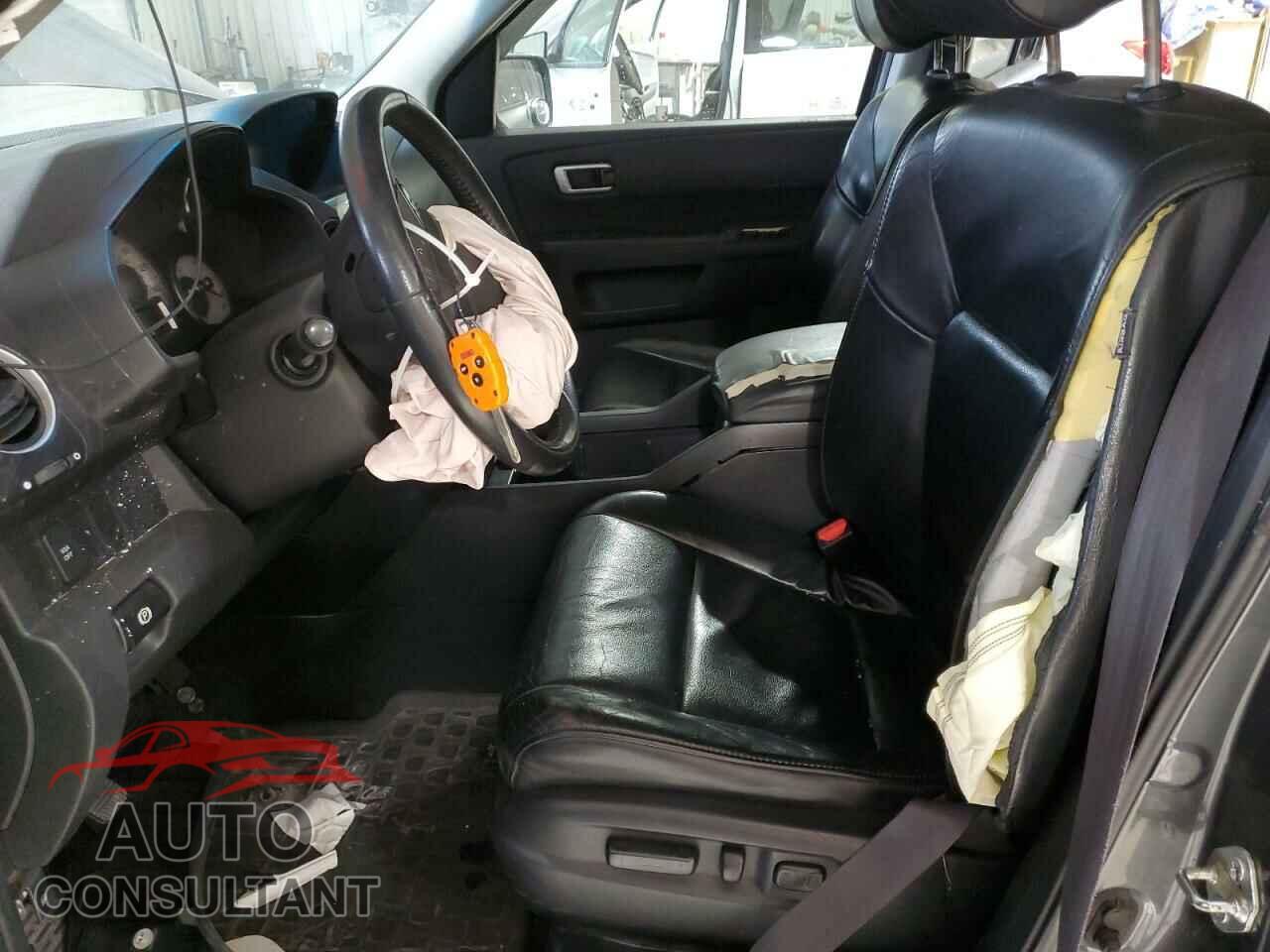 HONDA PILOT 2011 - 5FNYF4H77BB035648