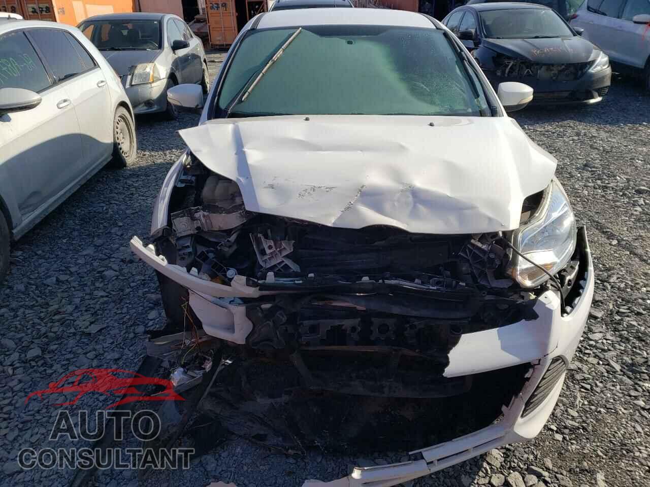 FORD FOCUS 2013 - 1FADP3F27DL310521
