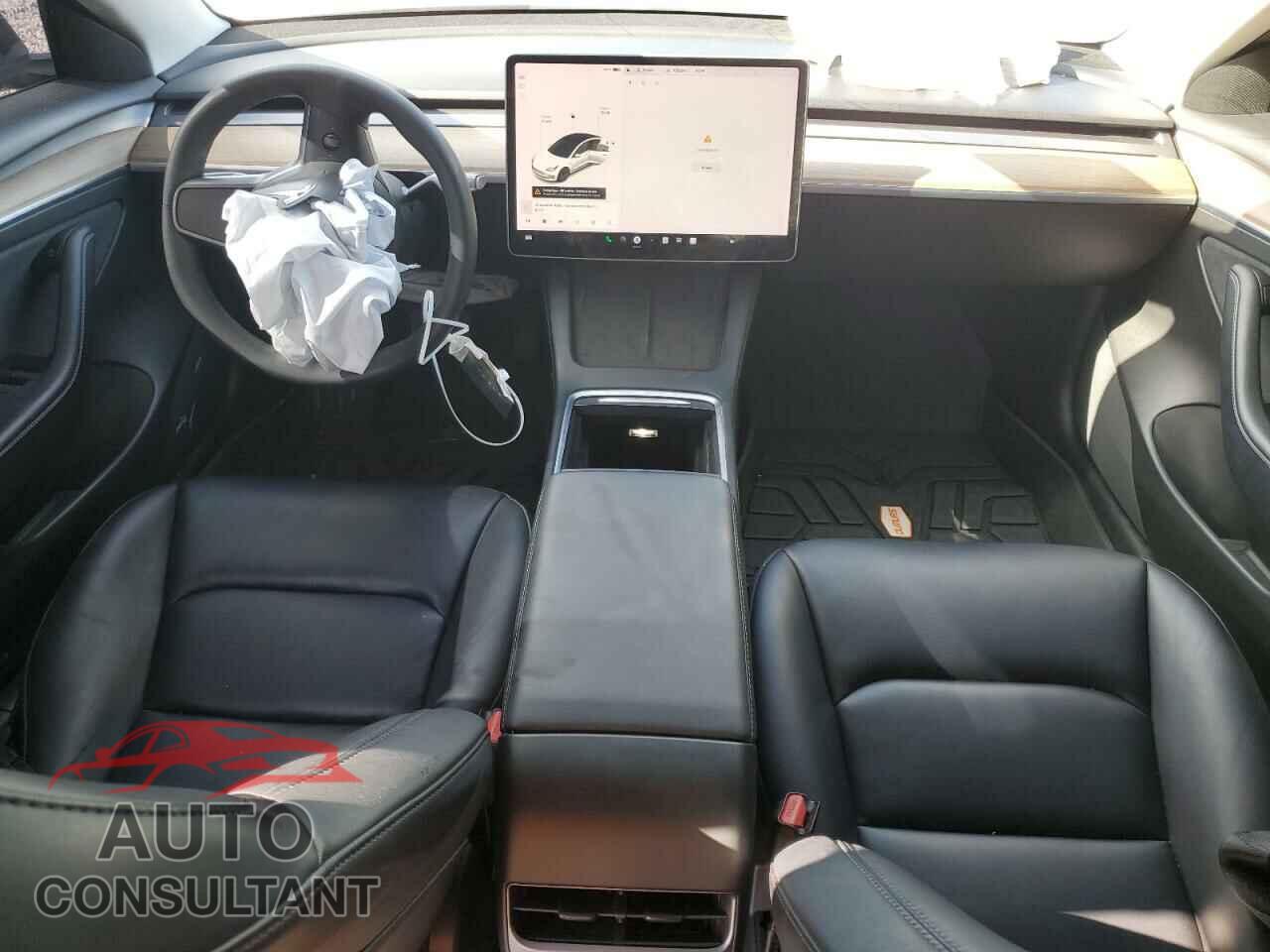 TESLA MODEL 3 2021 - 5YJ3E1EA9MF052708