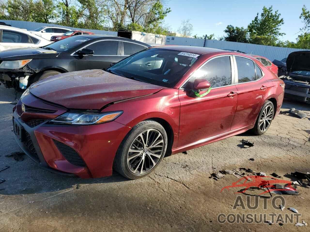 TOYOTA CAMRY 2018 - 4T1B11HK5JU515177