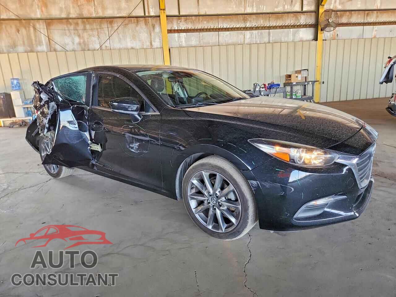 MAZDA 3 2018 - 3MZBN1L34JM166944
