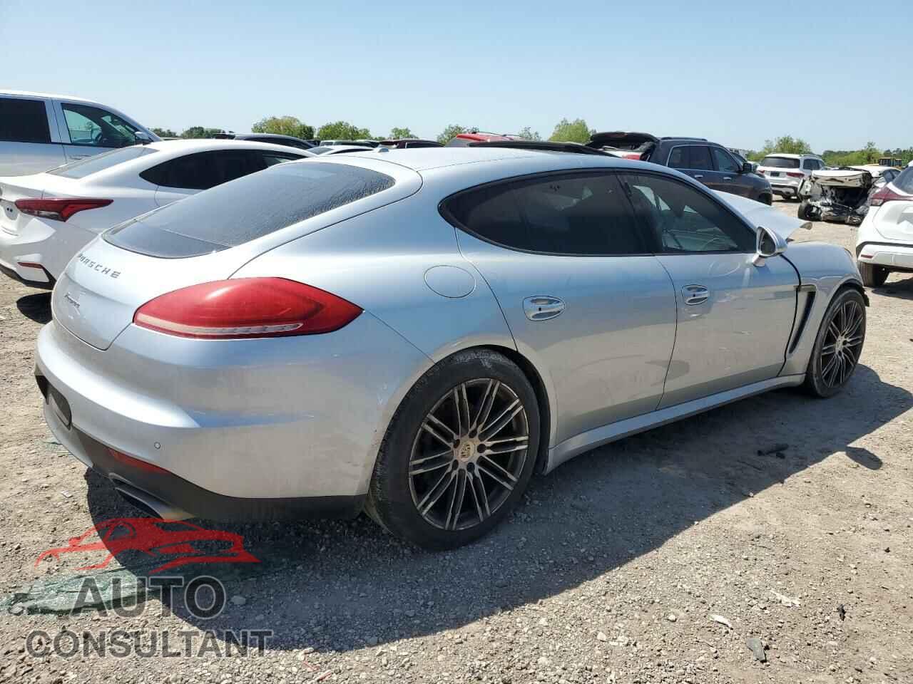 PORSCHE PANAMERA 2015 - WP0AA2A76FL005767