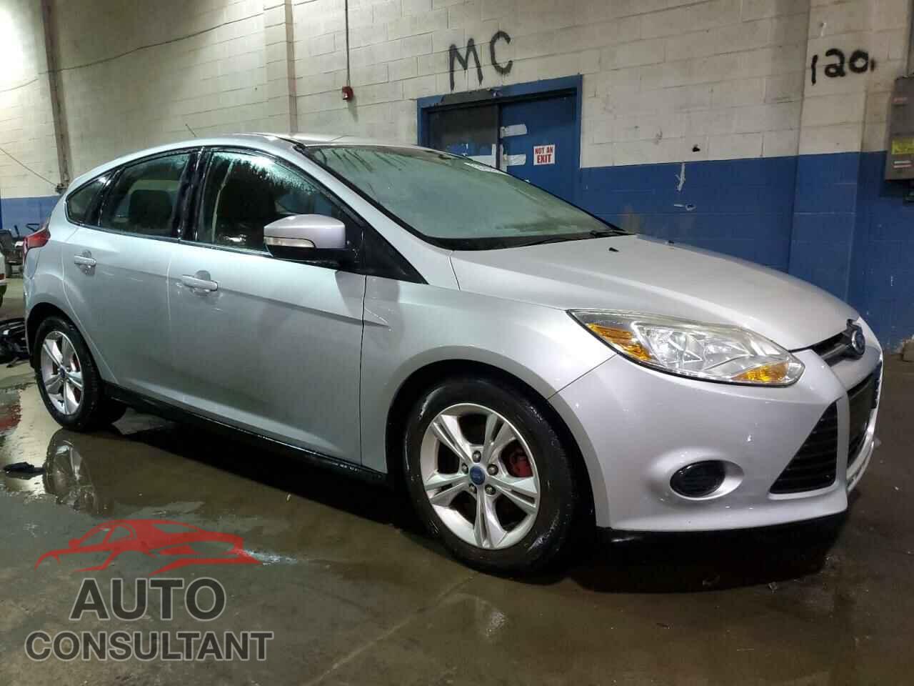 FORD FOCUS 2013 - 1FADP3K2XDL176402