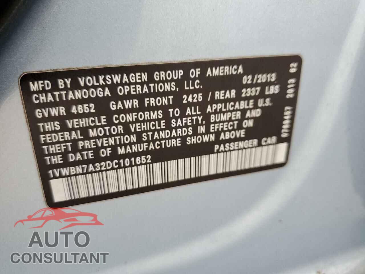 VOLKSWAGEN PASSAT 2013 - 1VWBN7A32DC101652
