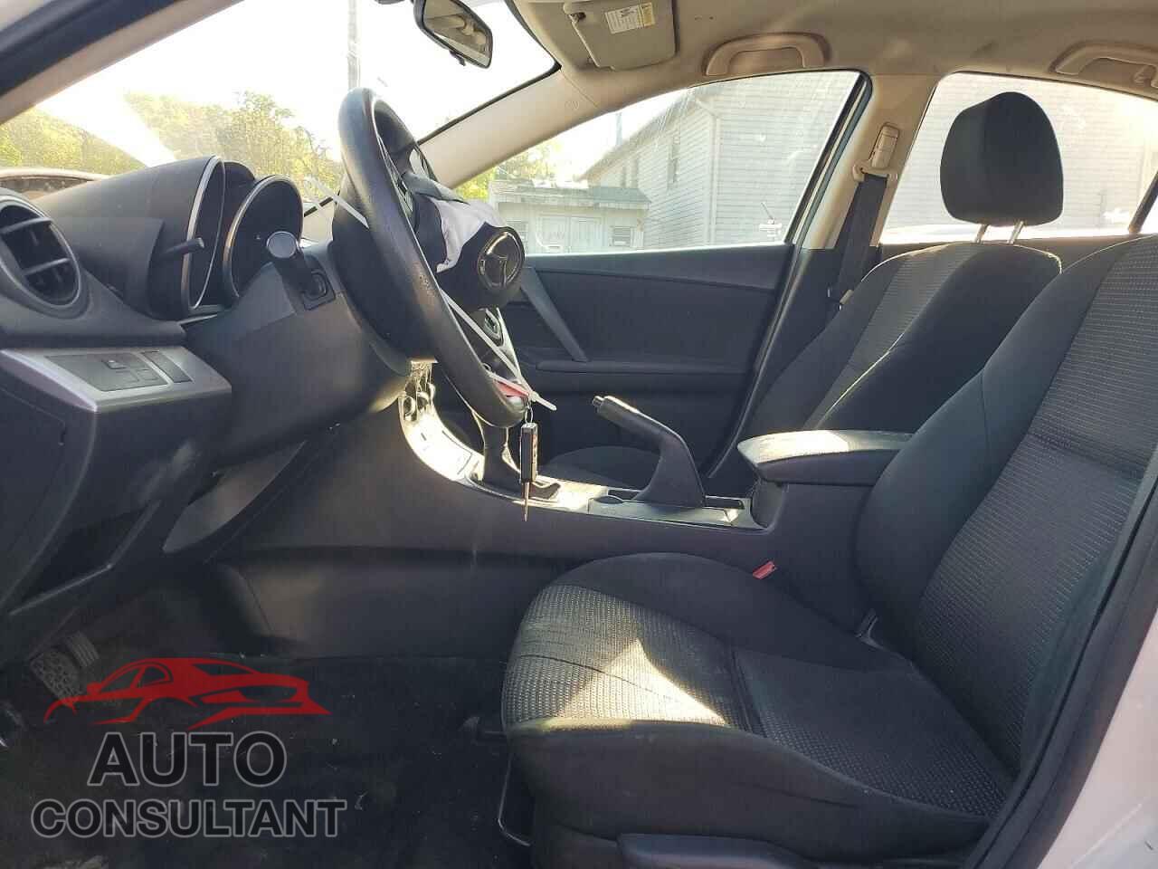 MAZDA 3 2013 - JM1BL1UP8D1835681