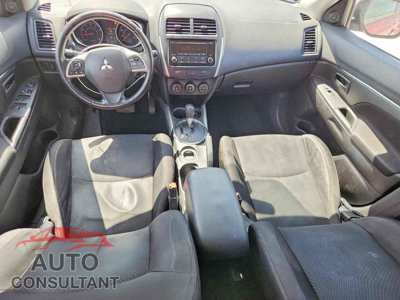 MITSUBISHI OUTLANDER 2014 - 4A4AP3AUXEE008029