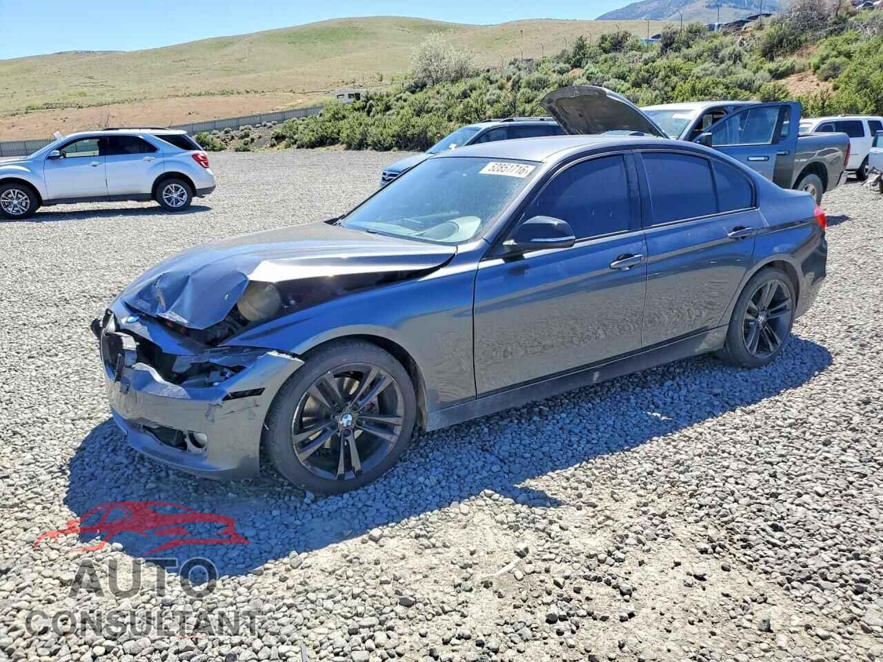 BMW 3 SERIES 2012 - WBA3C1C59CF432523