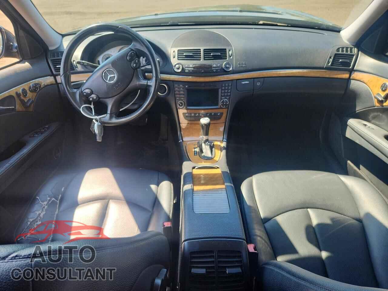 MERCEDES-BENZ E-CLASS 2009 - WDBUF87X09B433528