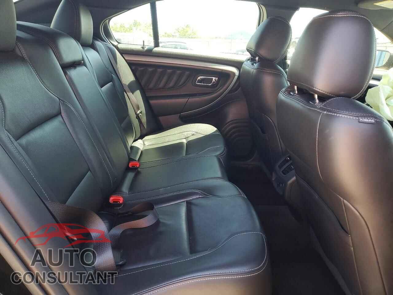 FORD TAURUS 2017 - 1FAHP2E80HG144438