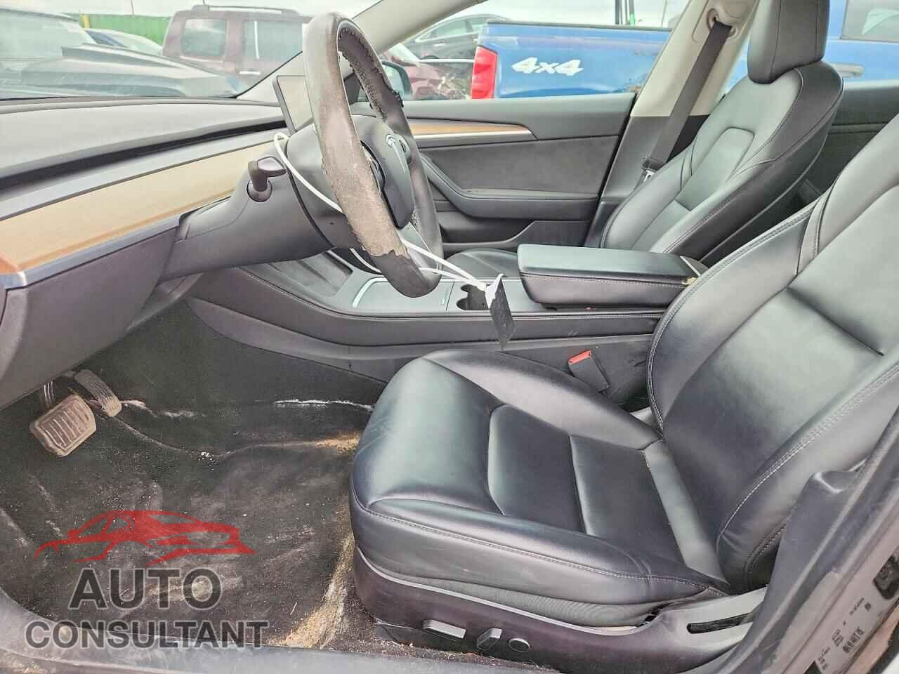 TESLA MODEL 3 2021 - 5YJ3E1EA2MF063694