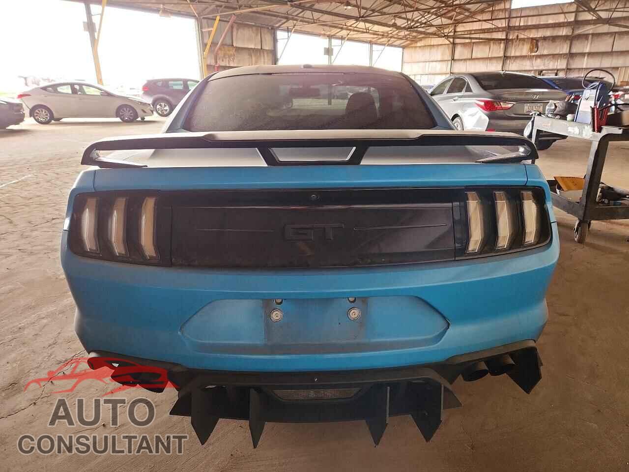 FORD MUSTANG 2020 - 1FA6P8CF2L5129567
