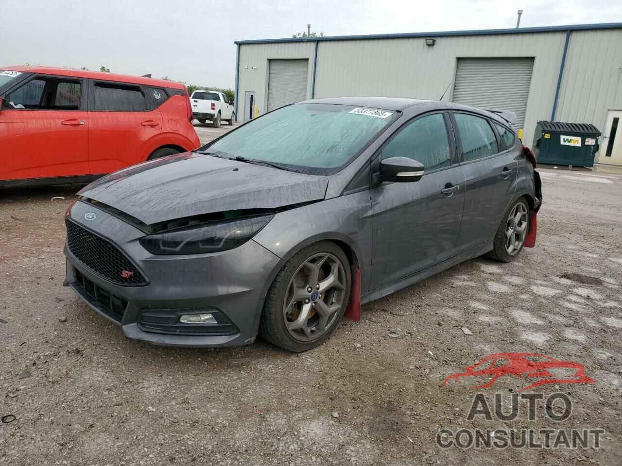 FORD FOCUS 2018 - 1FADP3L95JL332594