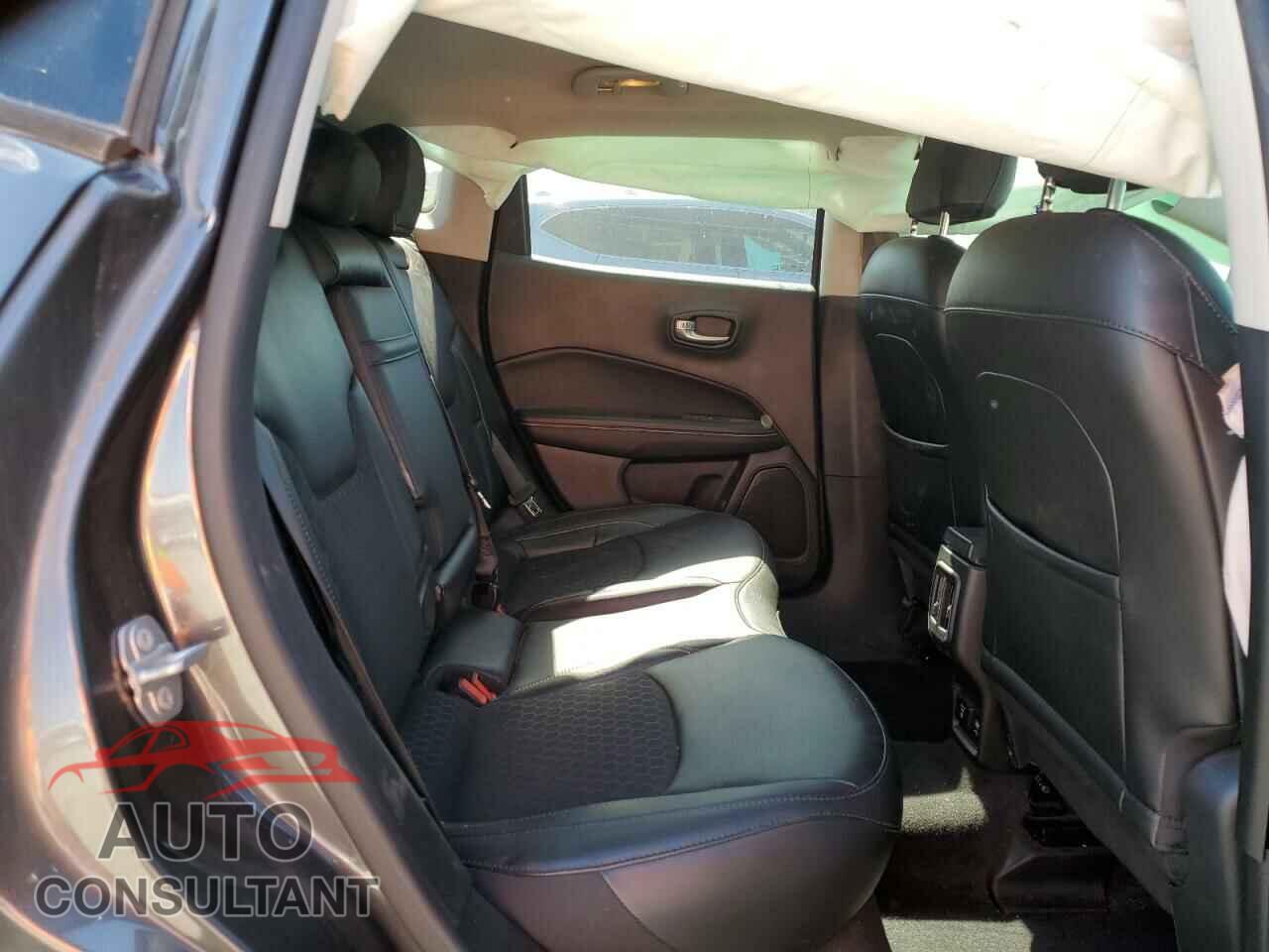 JEEP COMPASS 2019 - 3C4NJDBB6KT733958