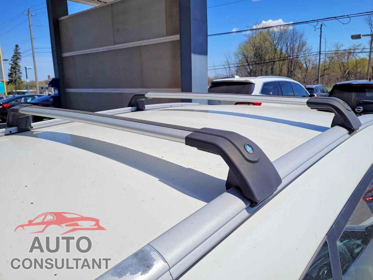KIA RONDO 2014 - KNAHU8A32E7010880