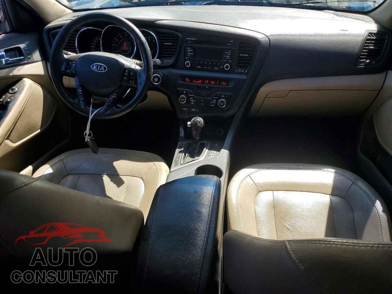 KIA OPTIMA 2011 - KNAGN4A67B5136168