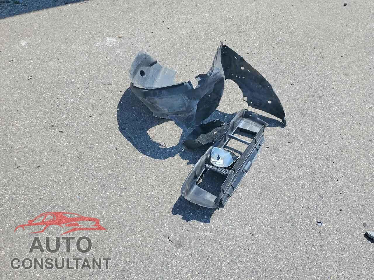 FORD FOCUS 2017 - 1FADP3M25HL327438