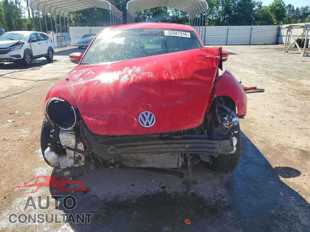 VOLKSWAGEN BEETLE 2012 - 3VWJP7AT5CM641502