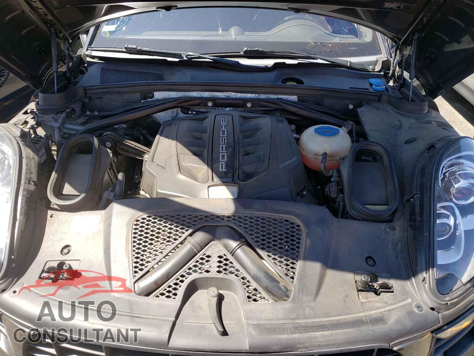 PORSCHE MACAN 2016 - WP1AB2A54GLB49054