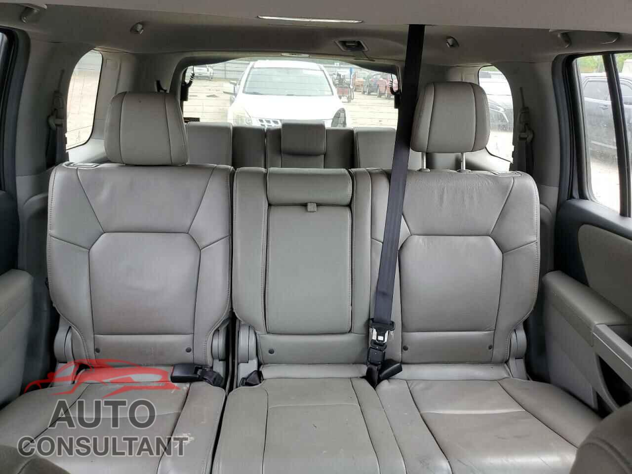 HONDA PILOT 2014 - 5FNYF4H50EB006124