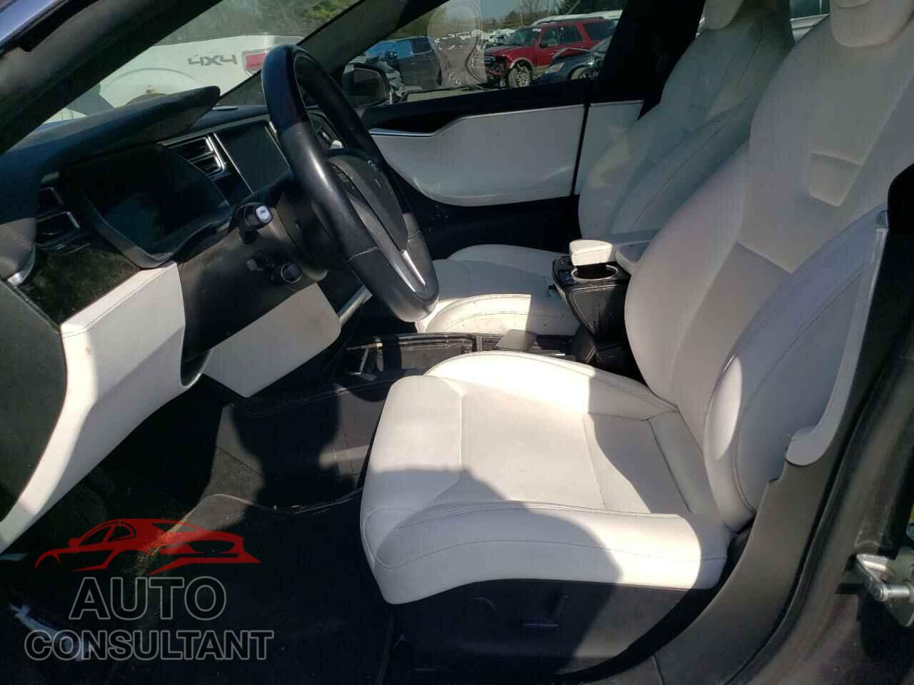 TESLA MODEL S 2017 - 5YJSA1E14HF199502