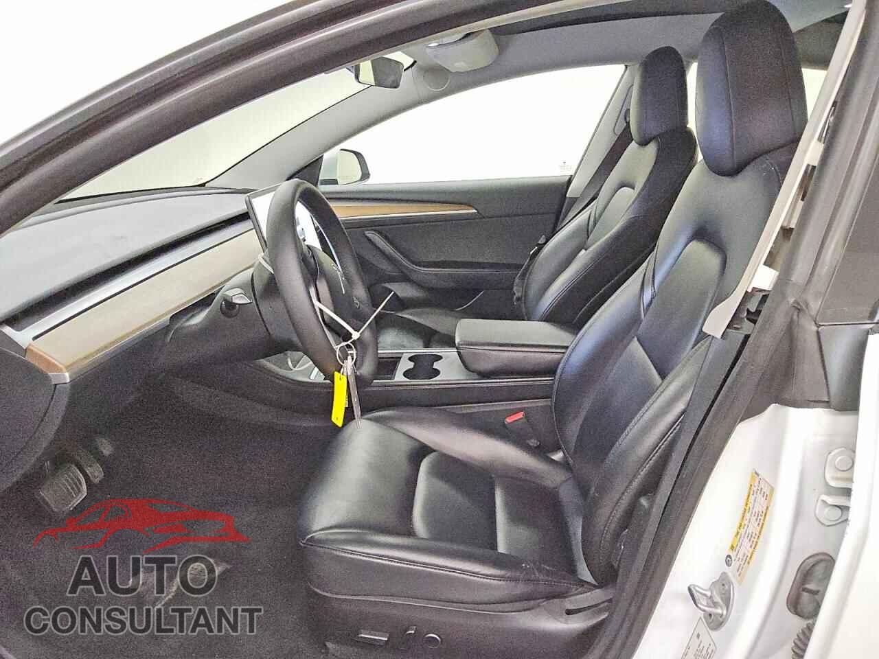 TESLA MODEL 3 2022 - 5YJ3E1EA0NF288259
