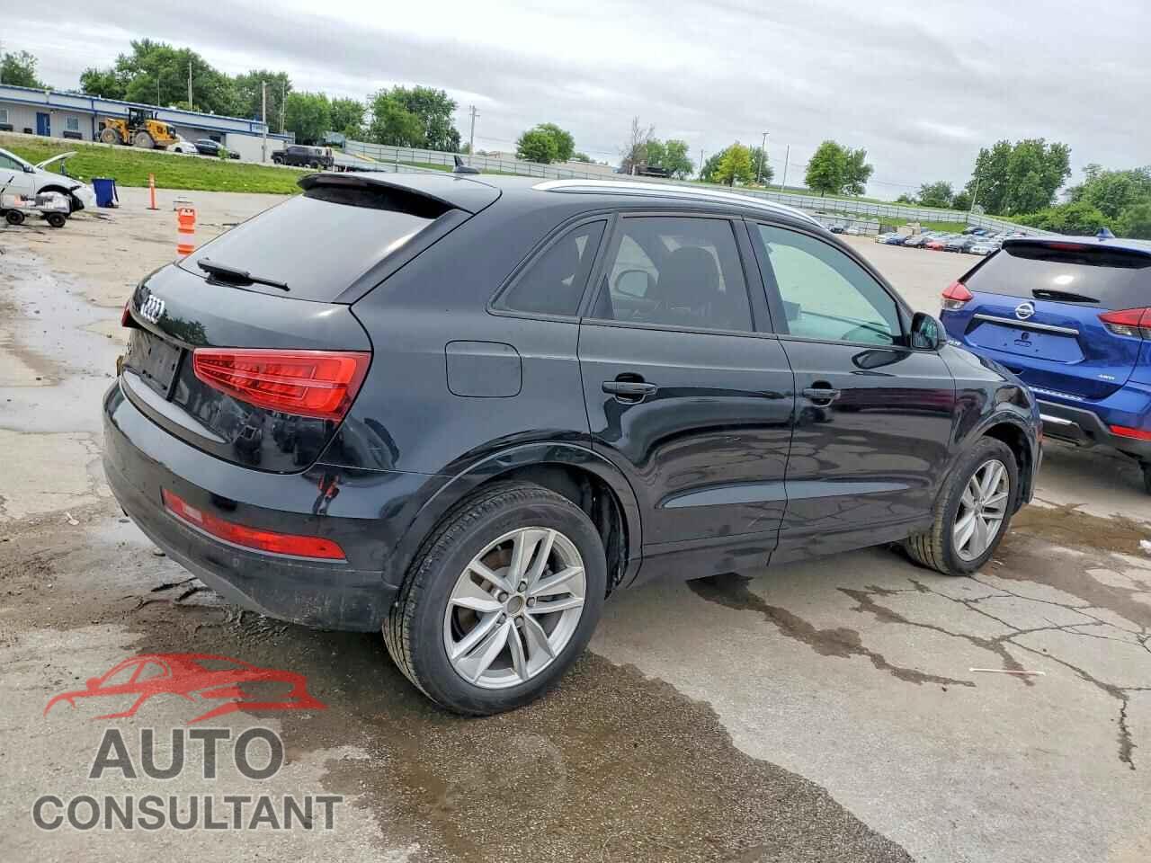 AUDI Q3 2017 - WA1BCCFS6HR013833