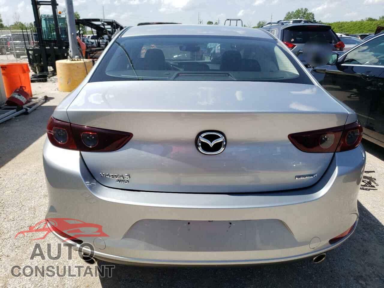 MAZDA 3 2019 - JM1BPBCM3K1116580
