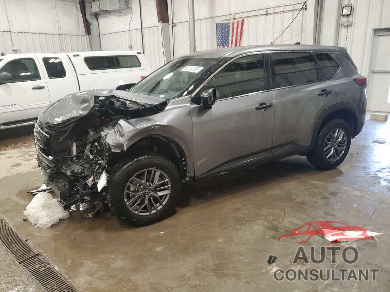 NISSAN ROGUE 2024 - 5N1BT3AB9RC675595