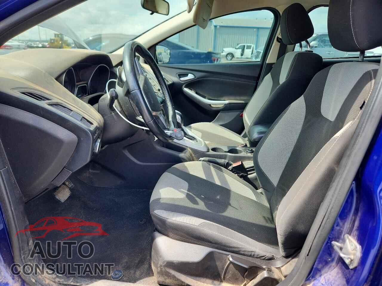 FORD FOCUS 2012 - 1FAHP3F25CL279110